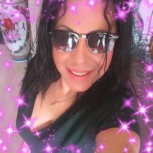 Meet your Posher, Maritza